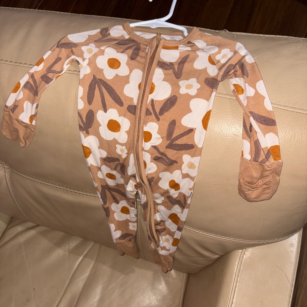 Little Sleepies Floral Zippy - Tan and White